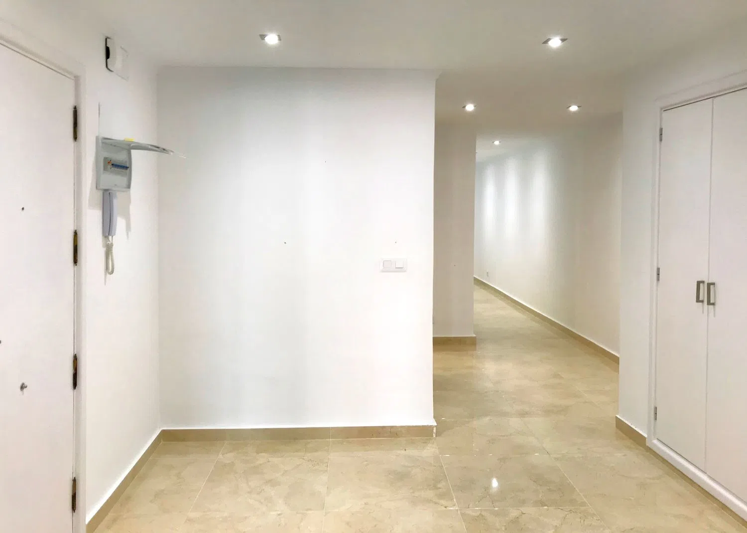 Piso en calle Calderón de la Barca, 26 - Foto 2
