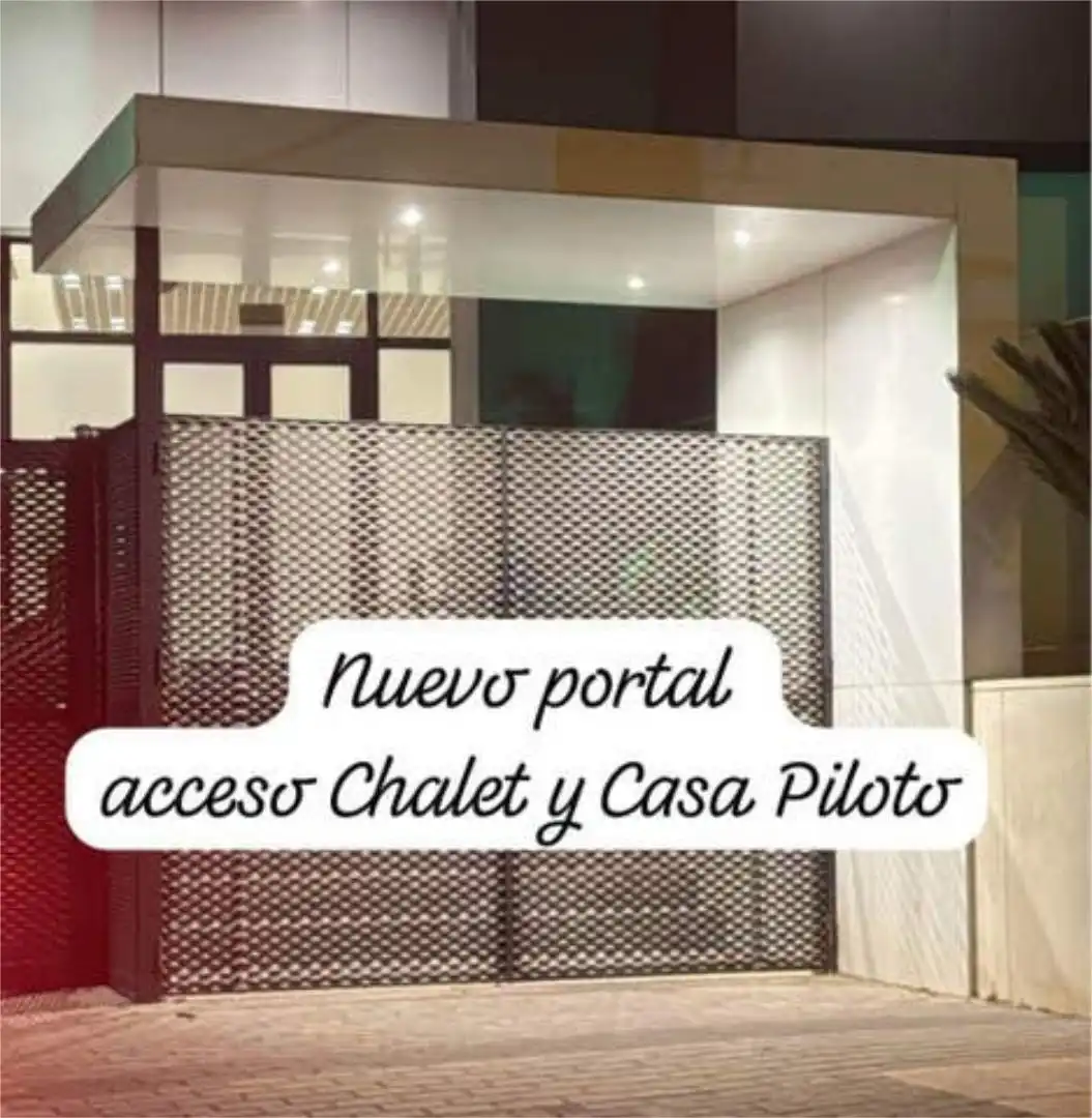 Casa adosada en Zona Sur - Foto 4