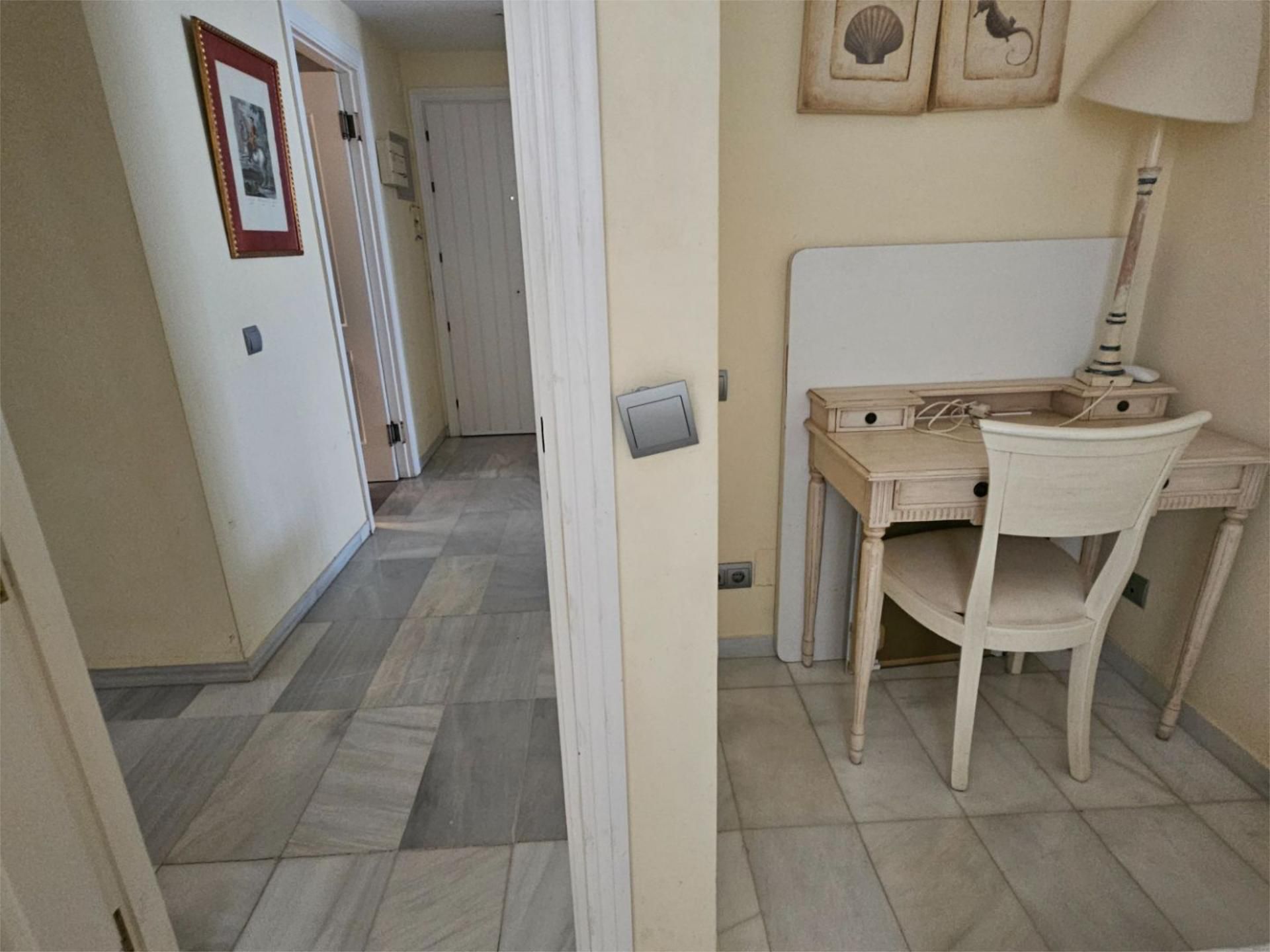 Apartamento en  Urbanización Alcazaba Beach 2 - Foto 22