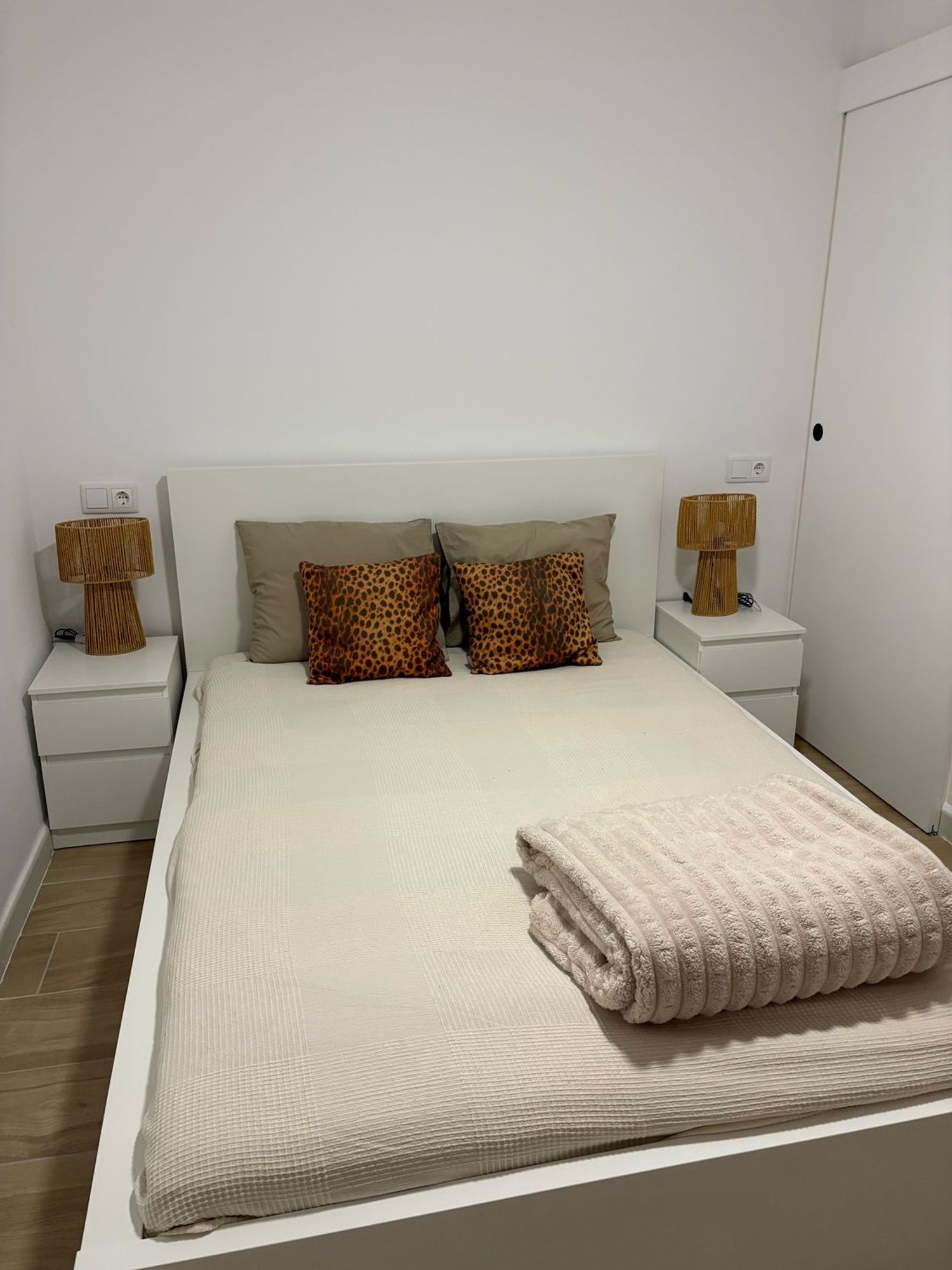 Chalet adosado en Urbanización Lago Jardín, 80 a - Foto 2