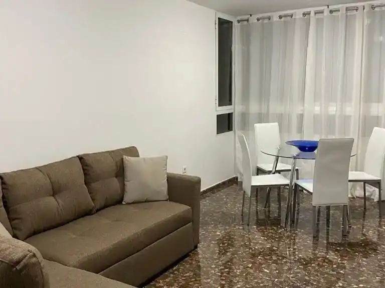 Piso en  Carrer de Buenos Aires 19 - Foto 5