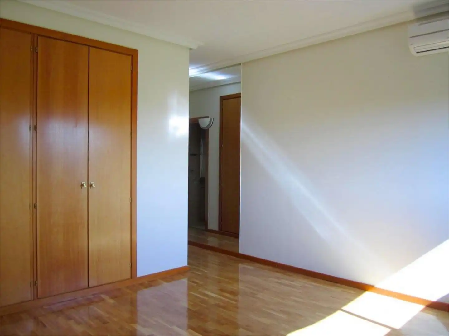 Piso en  Avenida de los Madroños 15 - Foto 17