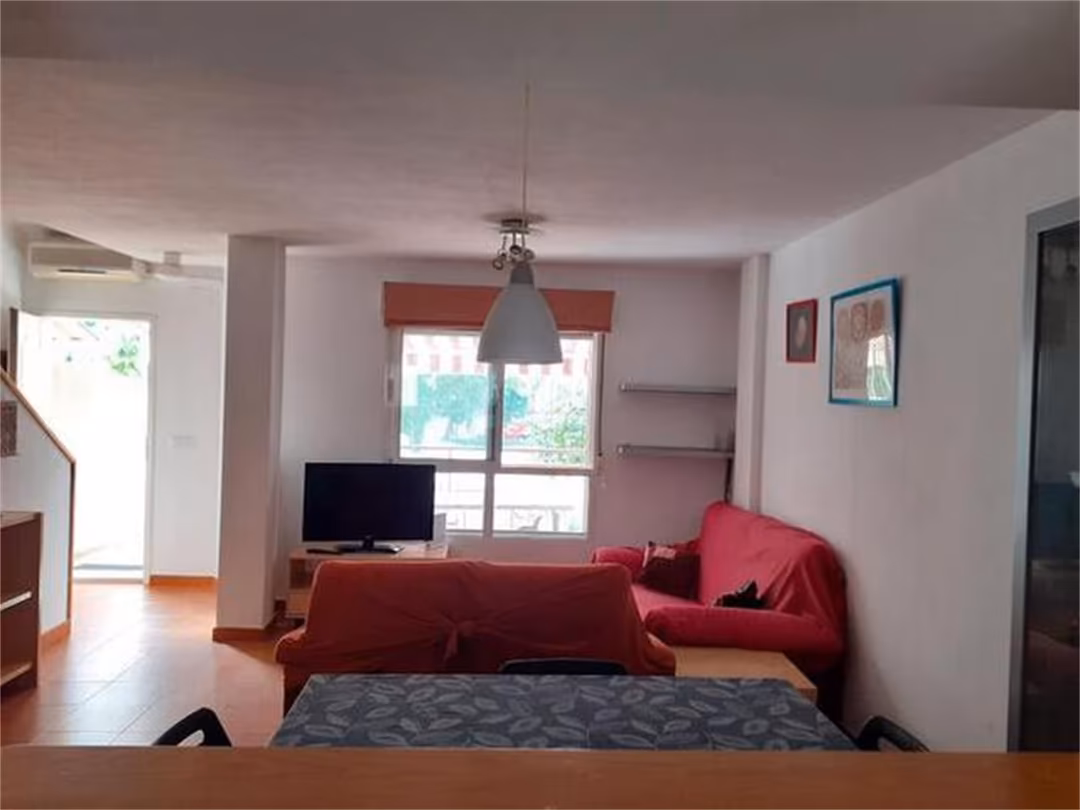 Chalet en Guadalupe de Maciascoque