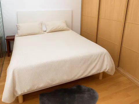 Estudio en calle Trinidad Grund, 33