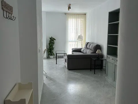 Piso en calle Juan de Juanes, 2