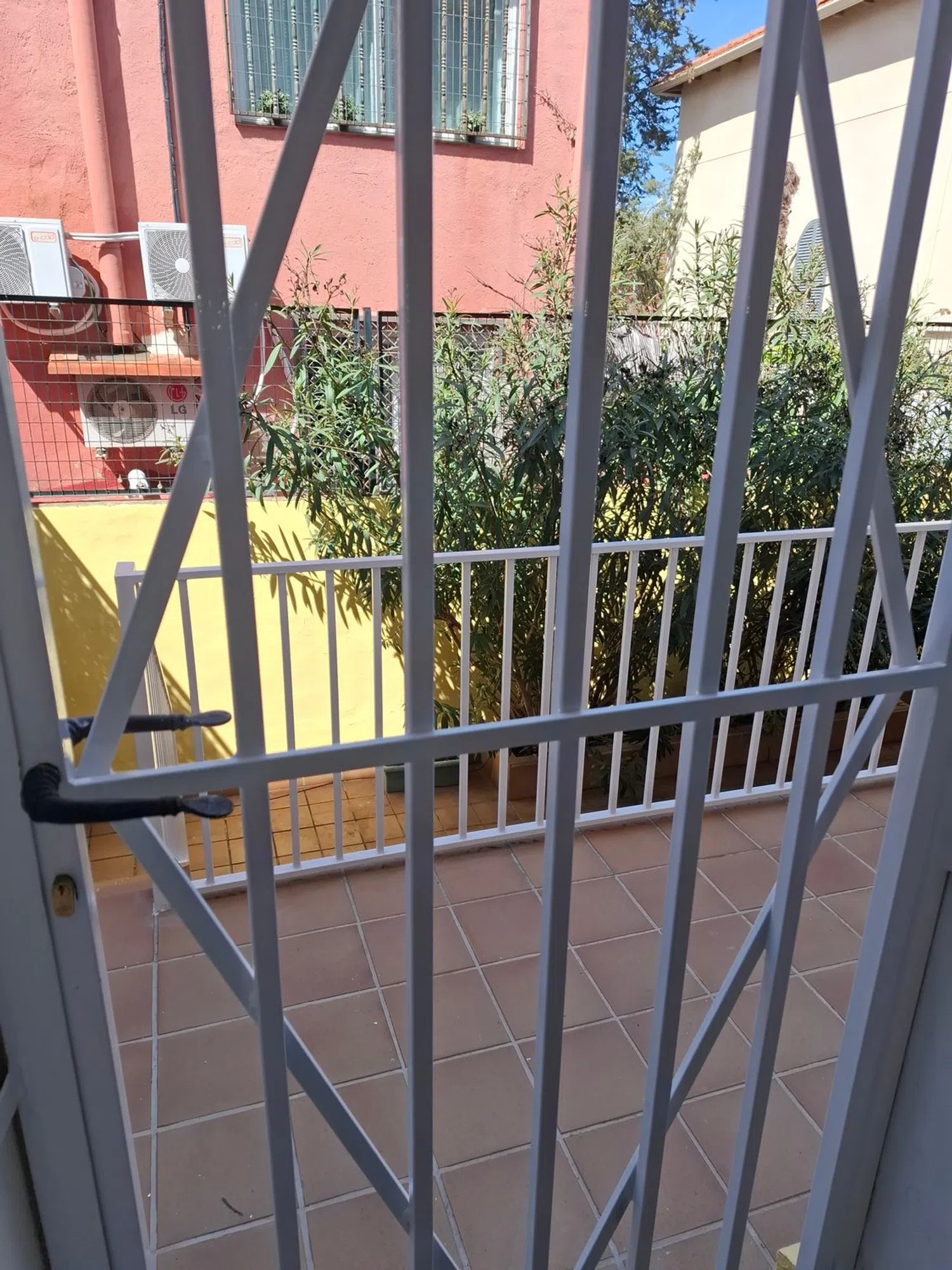 Chalet pareado en Barrio Ciudad Jardín - Foto 3
