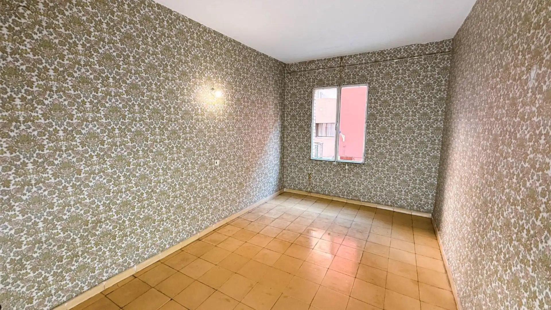 Piso en  Calle del Marqués de Comillas 30 - Foto 3