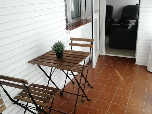 Piso en calle Pirineos, 8