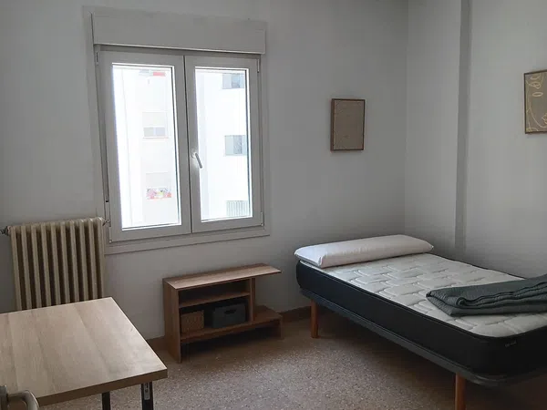 Piso en Avenida de la Paz, 64, Residencia, Residencia - Foto 2