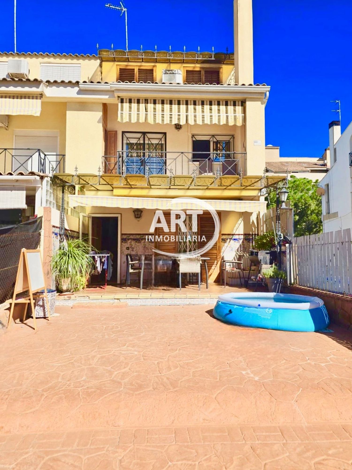 Chalet adosado en Calle de Santa Teresa - Foto 3