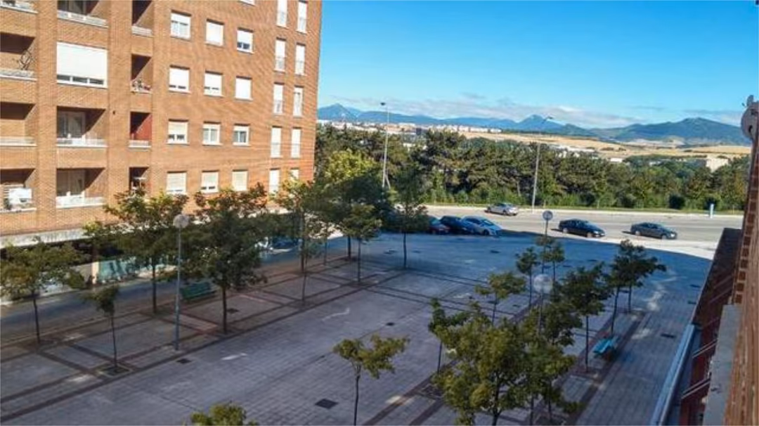 Piso en Mendebaldea - Foto 5