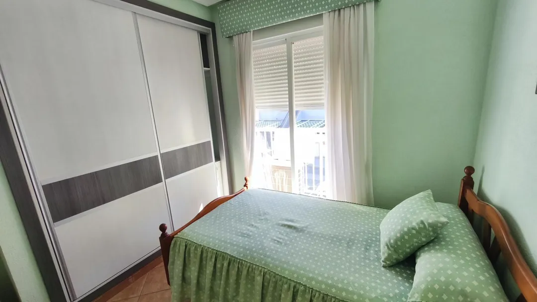 Casa adosada en  Carrer Consueta 24 - Foto 8