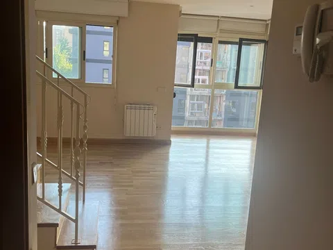 Piso en calle Bausá, 10