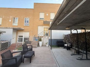 Casa adosada en  Calle Río Aguas Vivas 1 - Foto 3