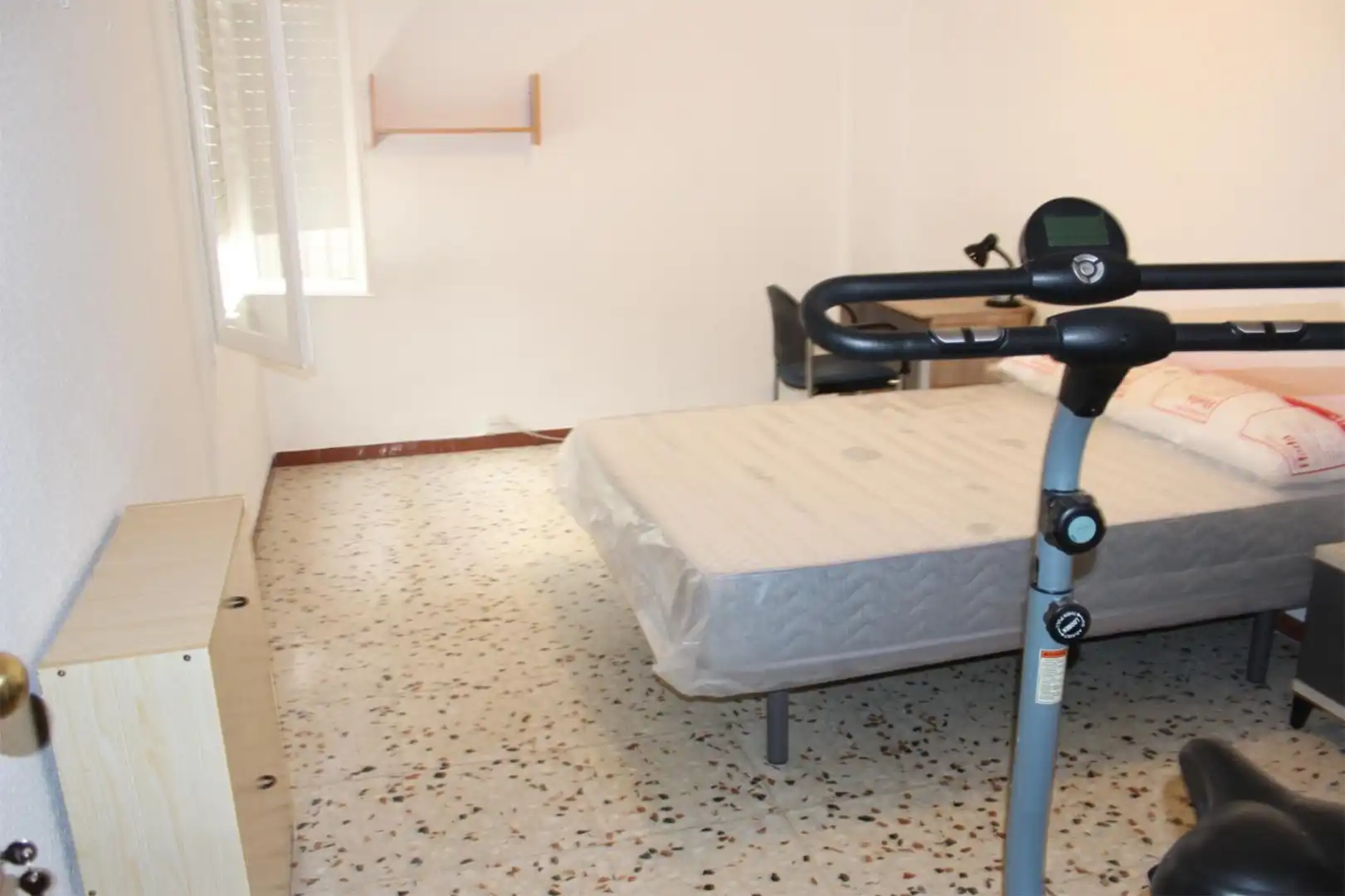 Piso en  Carrer Juan Espuche 49 - Foto 5