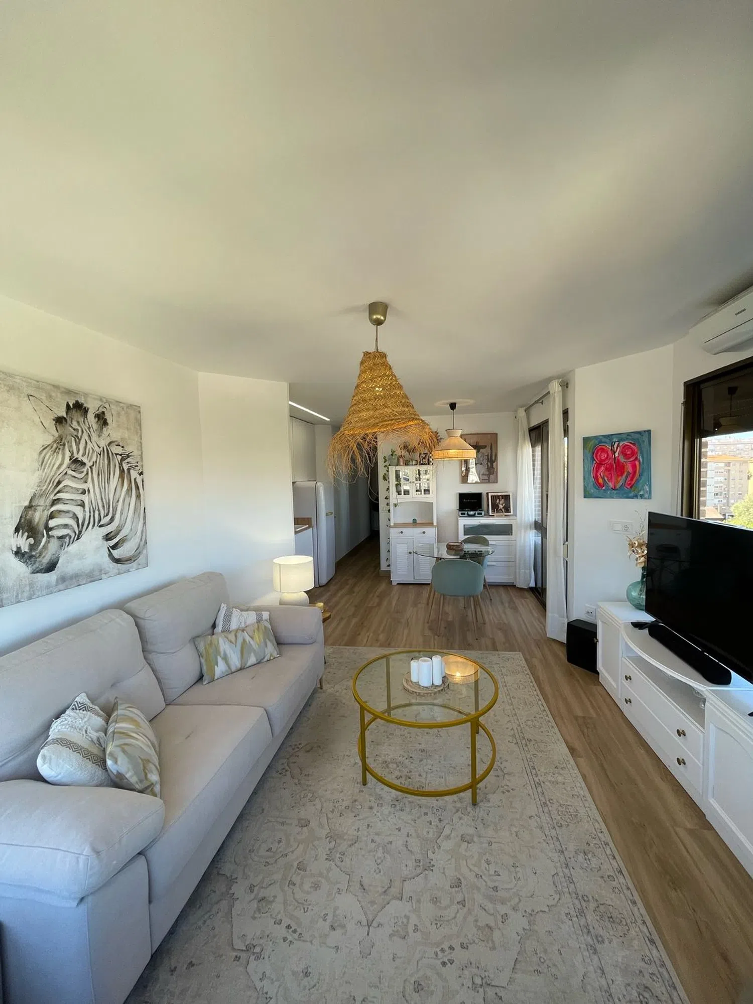 Piso en calle Isaac Albéniz, 10 - Foto 1