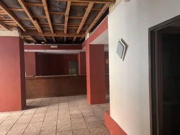 Local comercial en  Carrer de Josep d'Orga 23 - Foto 5