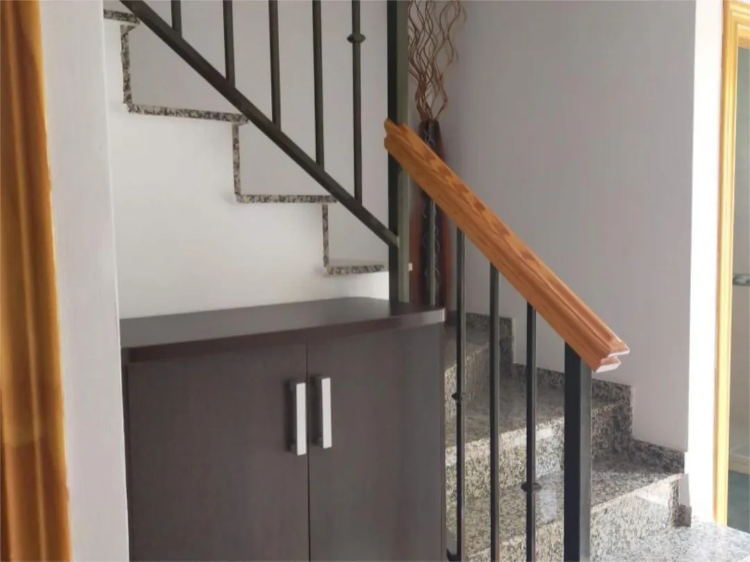 Casa adosada en  Calle Vista Granada 5 - Foto 1