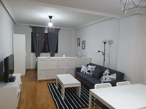 Estudio en Parque valhondo, 24