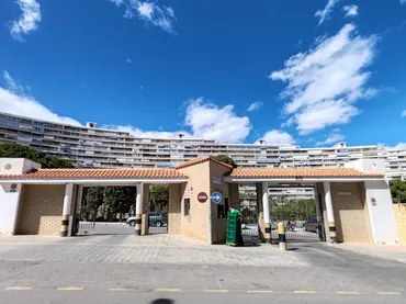 Piso en avenida Avenida Benidorm 18 - Foto 1