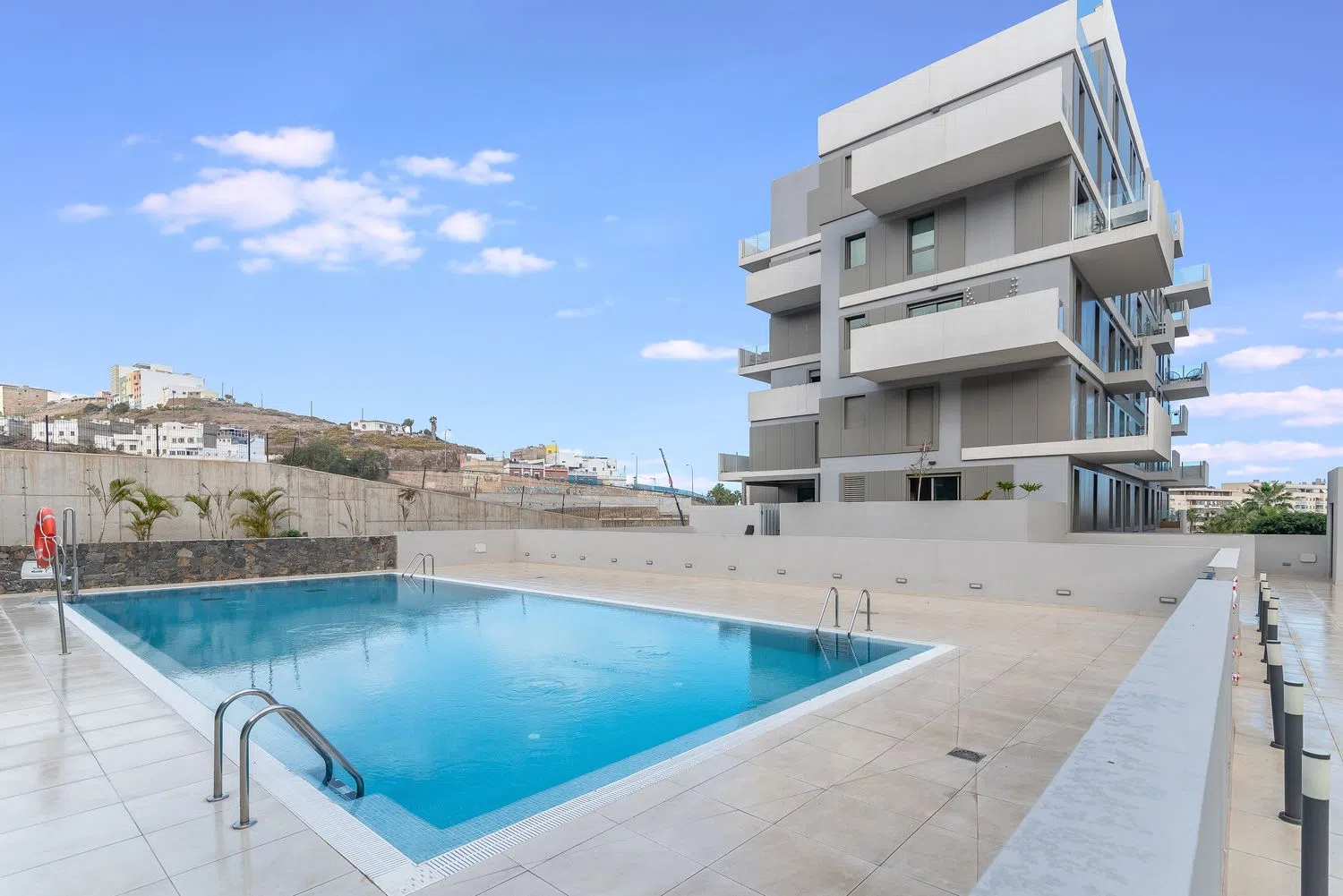 Piso en calle Doctor Alfonso Chiscano Díaz, 24