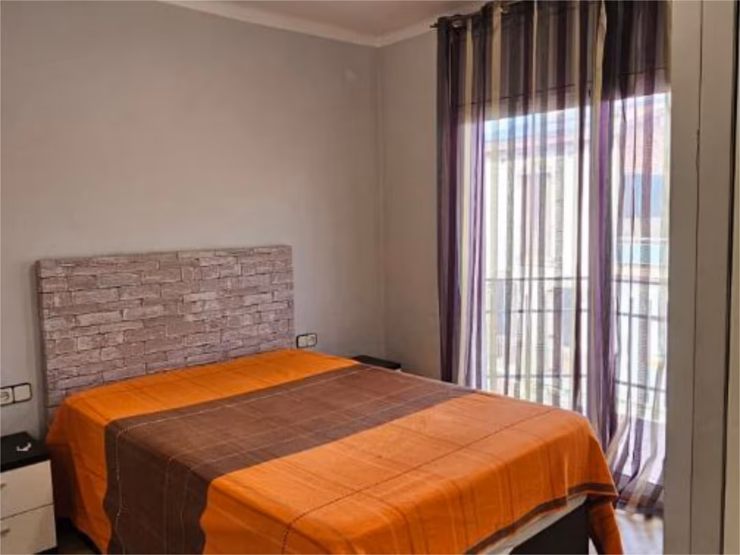 Piso en  Carrer de Baltasar d'Espanya 52 - Foto 6