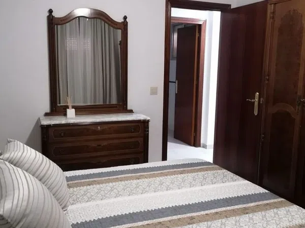 Piso en Calle Pintor Arbasia, 6, Valdeolleros - Zumbacón - Camping - Foto 2