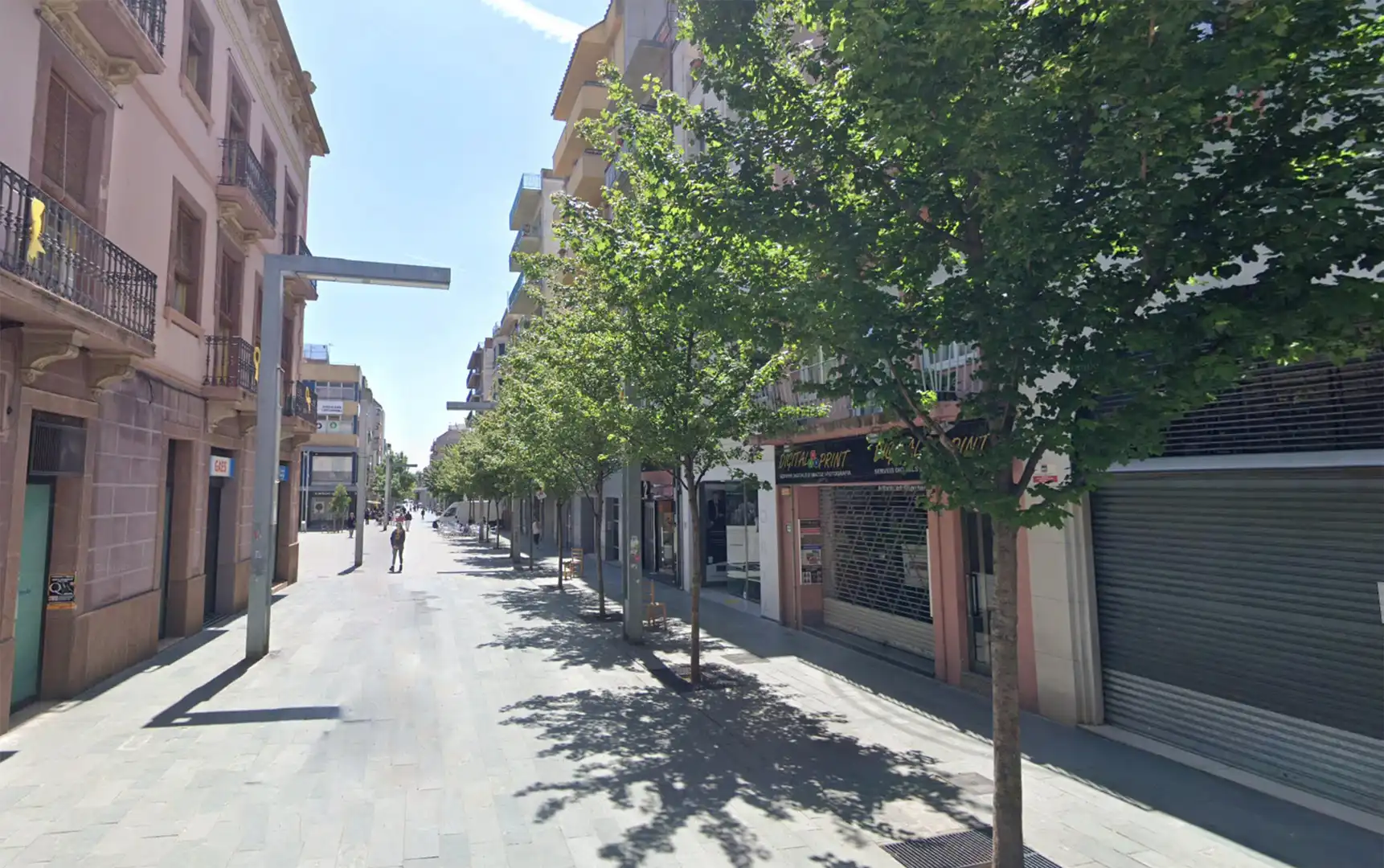 Local comercial en  Plaça Lluís Perpinyà 8 - Foto 4