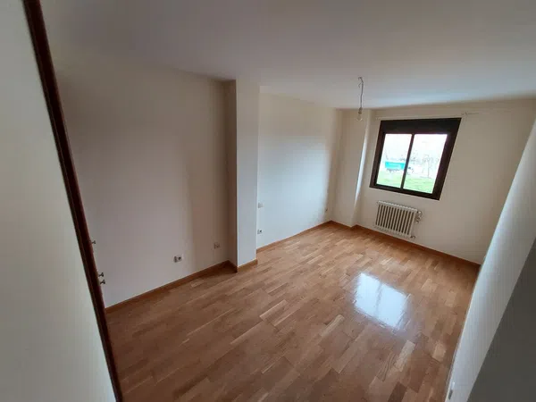 Piso en calle José María Pereda, 13 - Foto 5