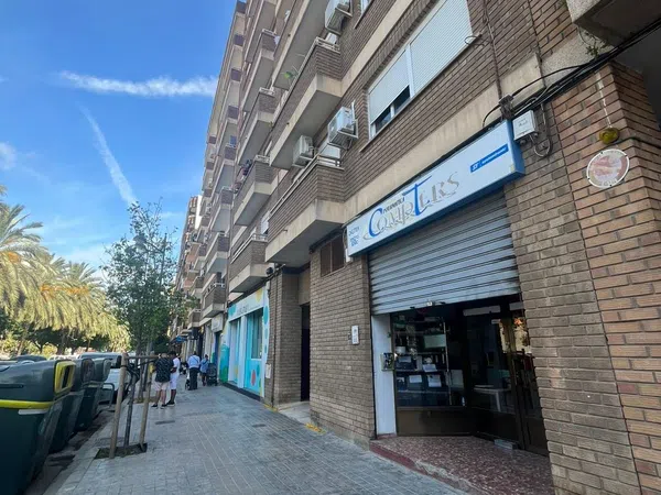 Local en Avenida del Doctor Waksman - Foto 2