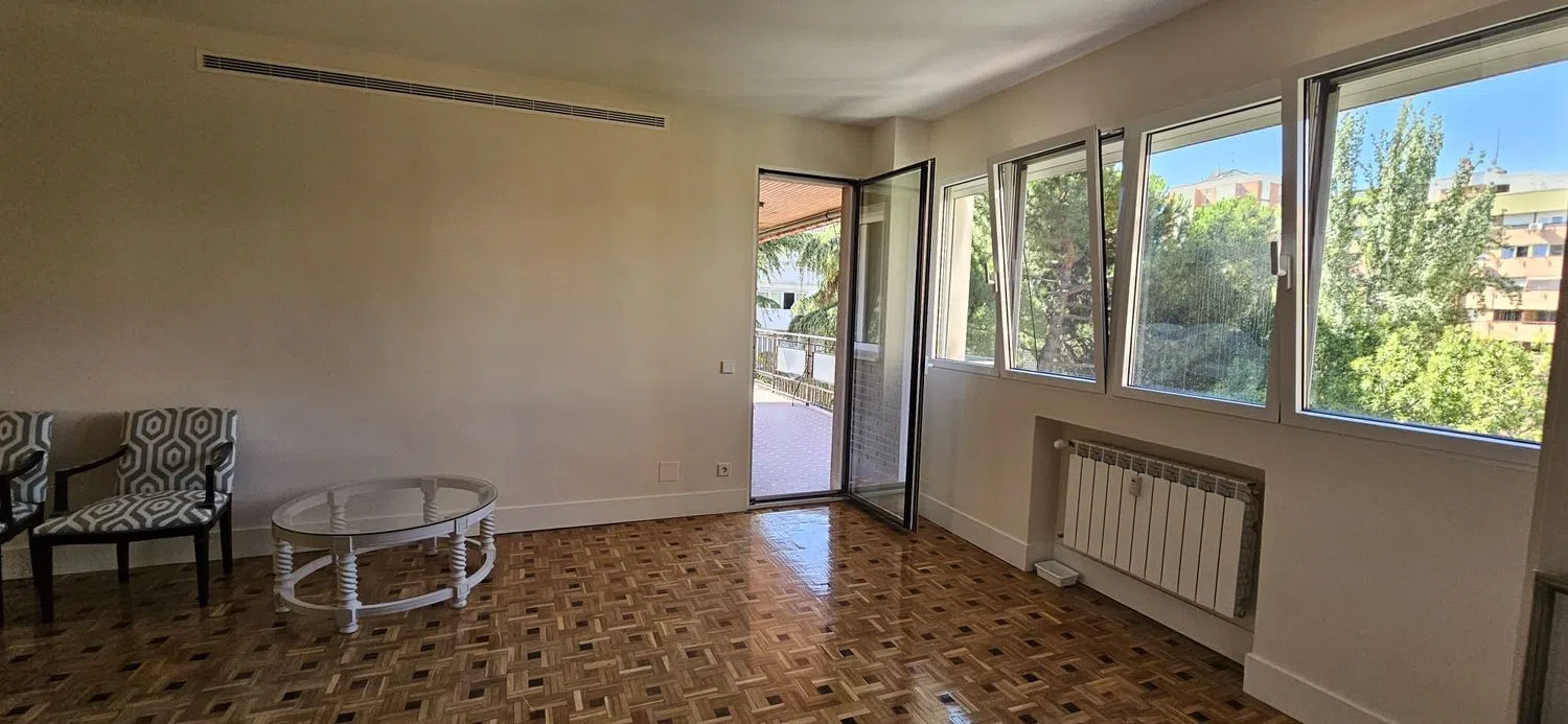 Piso en calle del Príncipe de Vergara, 223 , Piso tercero, letra a - Foto 3