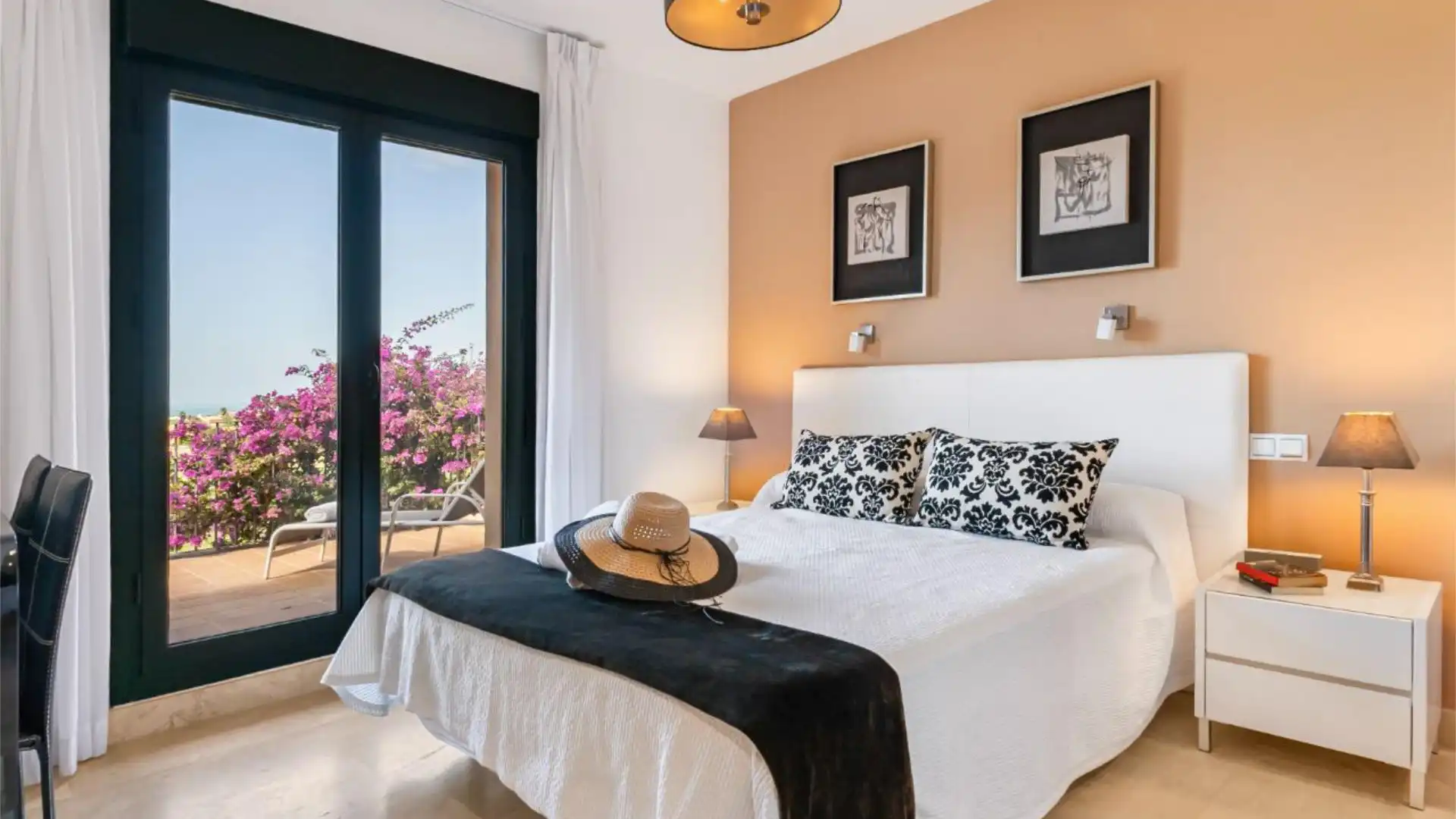 Casa adosada en  Calle Teodosio 12 - Foto 36