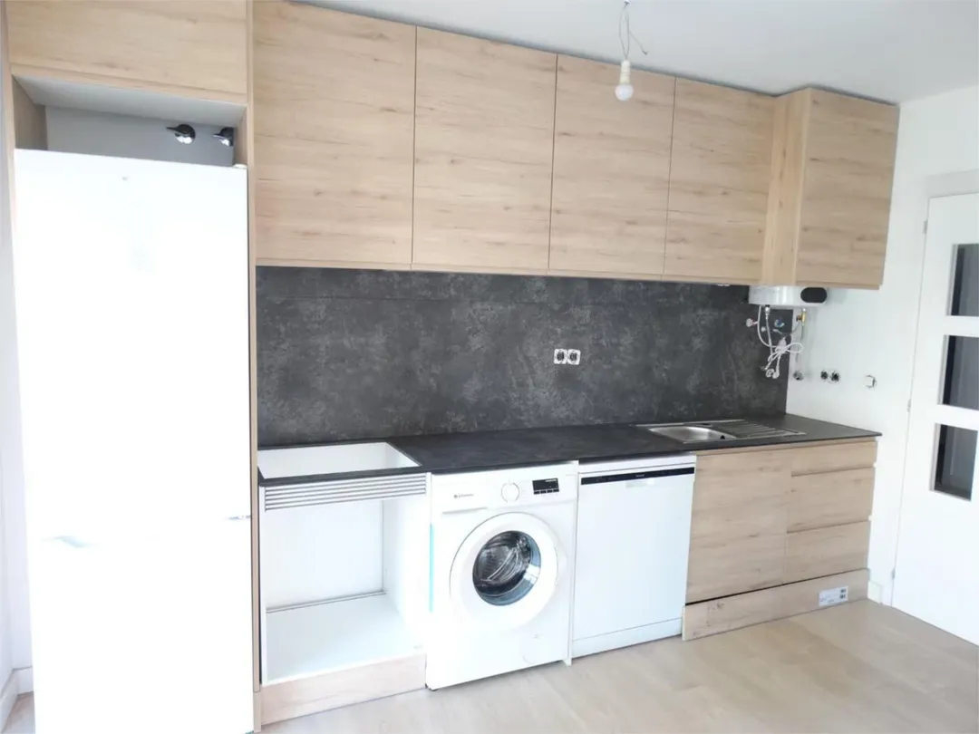 Piso en  Plaza Moreno 9 - Foto 7