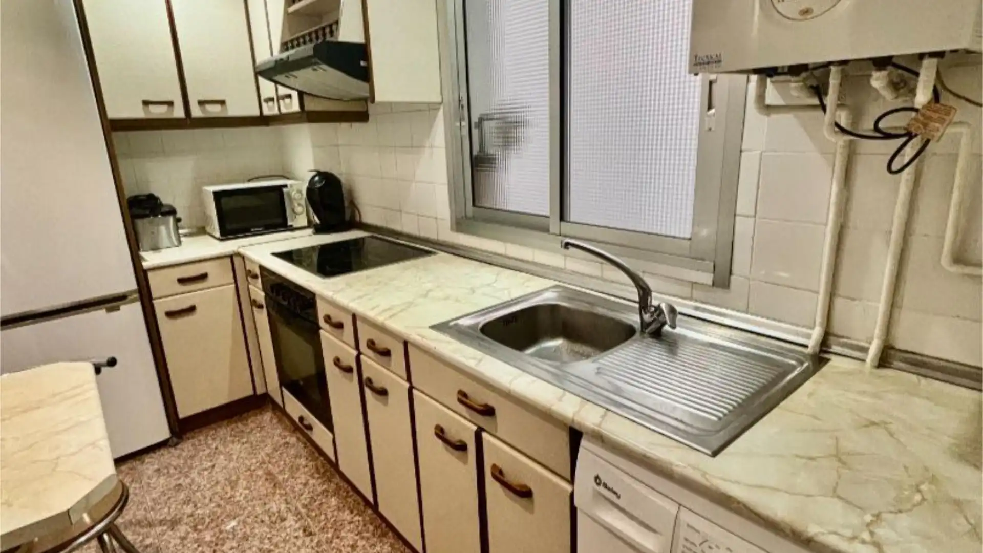 Piso en  Calle de María Guerrero 2 - Foto 8