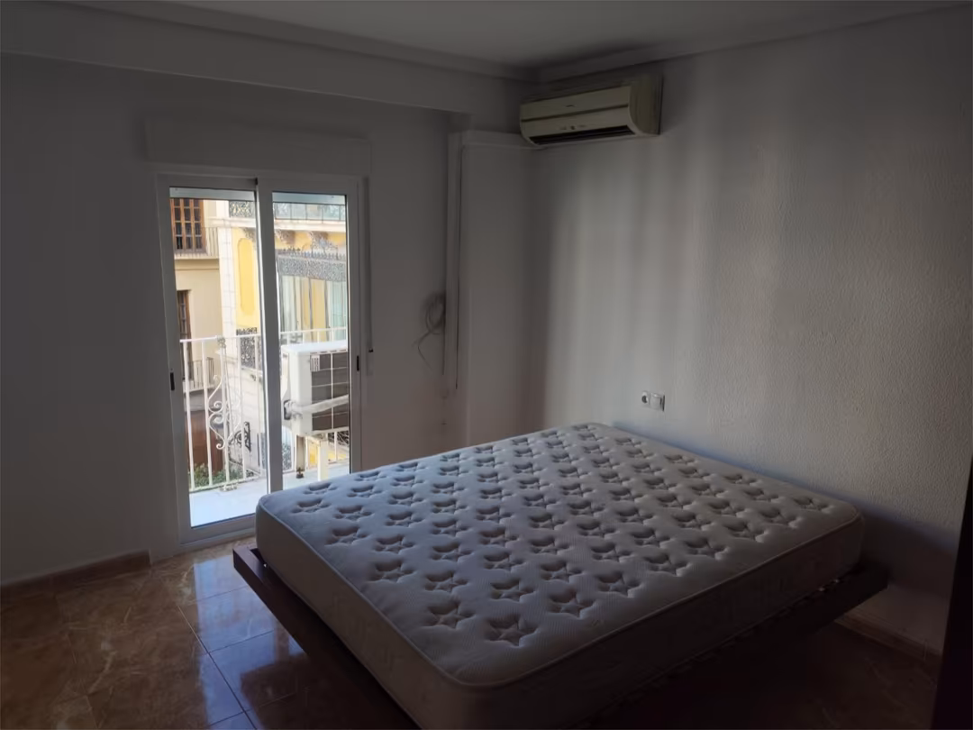 Piso en calle Plaça de Cisneros 2 - Foto 10