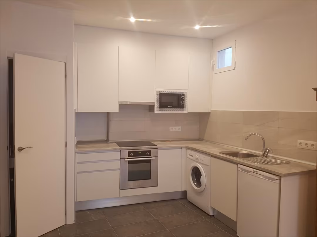 Piso en  Calle de la Cava Baja 26 - Foto 3