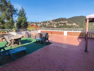Chalet en  Camí Antic de Sant Fost 30 - Foto 4