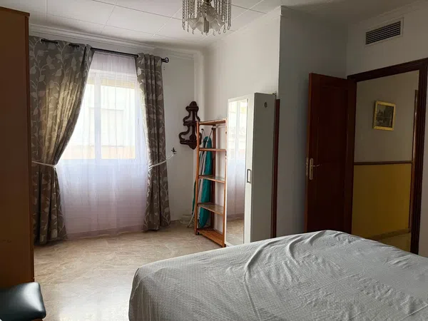 Chalet pareado en Calle Almacari, 10, Carretera Trassierra - Colonia de la Paz - Foto 2