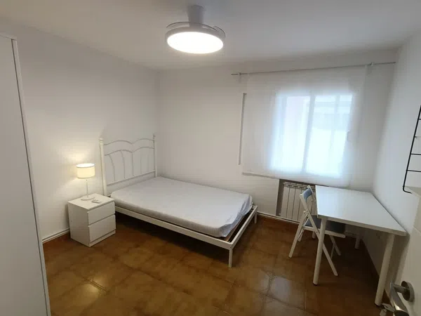 Piso en calle de Sarria, 30 - Foto 5