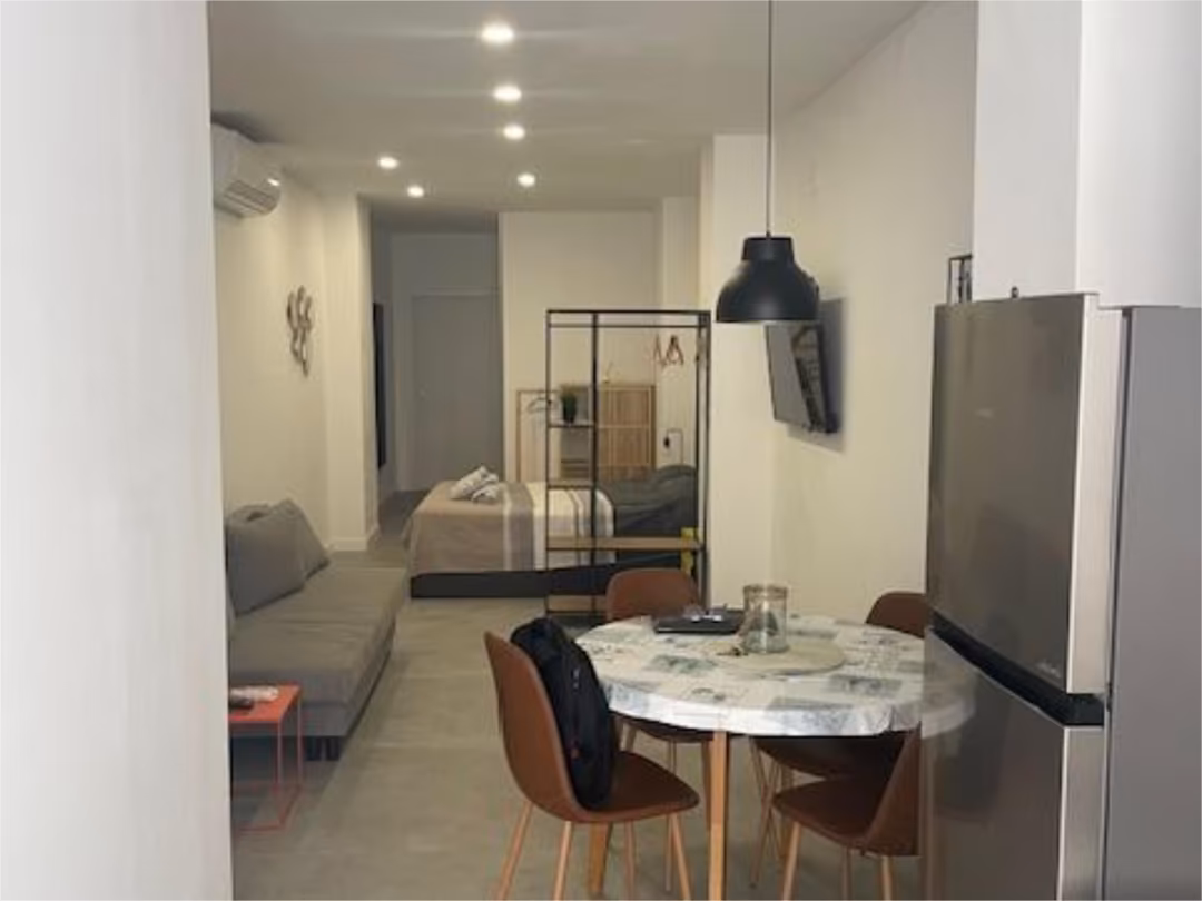 Piso en  Carrer de Mendizábal 48 - Foto 2