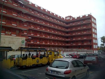 Estudio en  Calle Hermanos Fernández Perdigón 6 - Foto 1