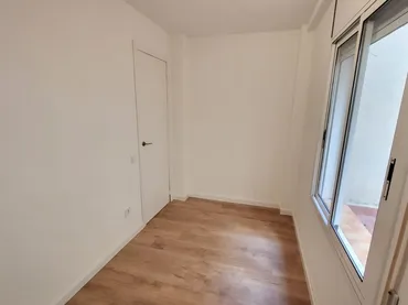 Piso en  Avinguda de Pere el Cerimoniós 6 - Foto 7