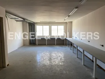 Nave Industrial en Sant Joan Despí - Foto 14
