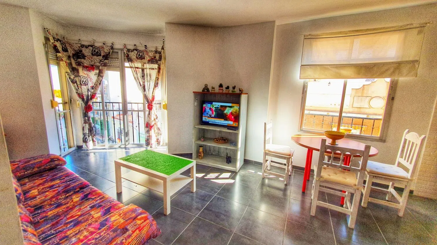 Piso en plaza de Capuchinos, 3 - Foto 1