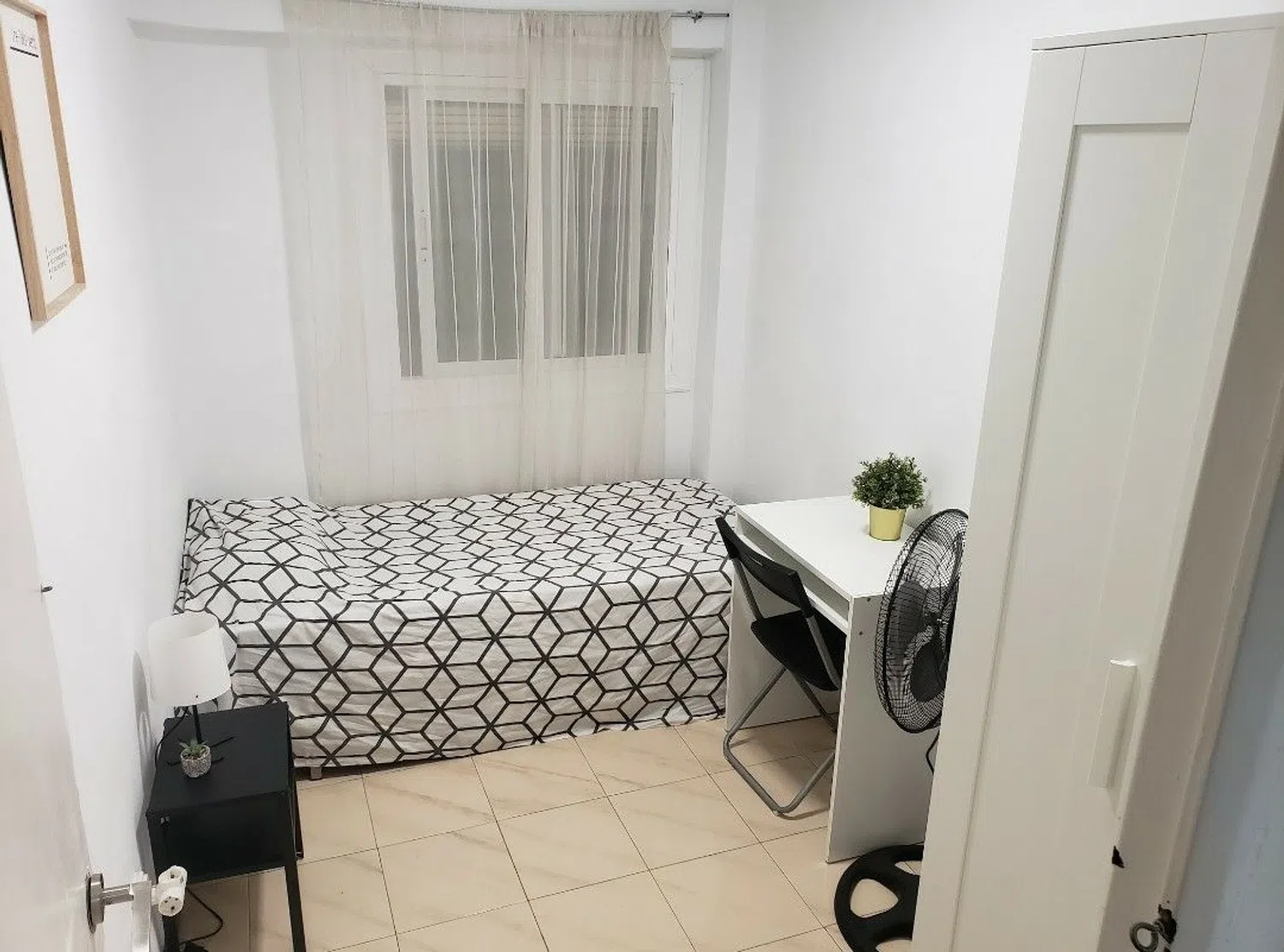 Piso en calle d'Enrique Monsonís Domingo, 5 - Foto 2