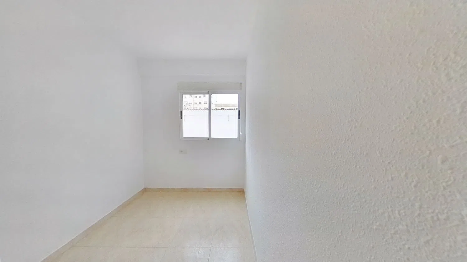 Piso en Barrio Torrefiel - Foto 20