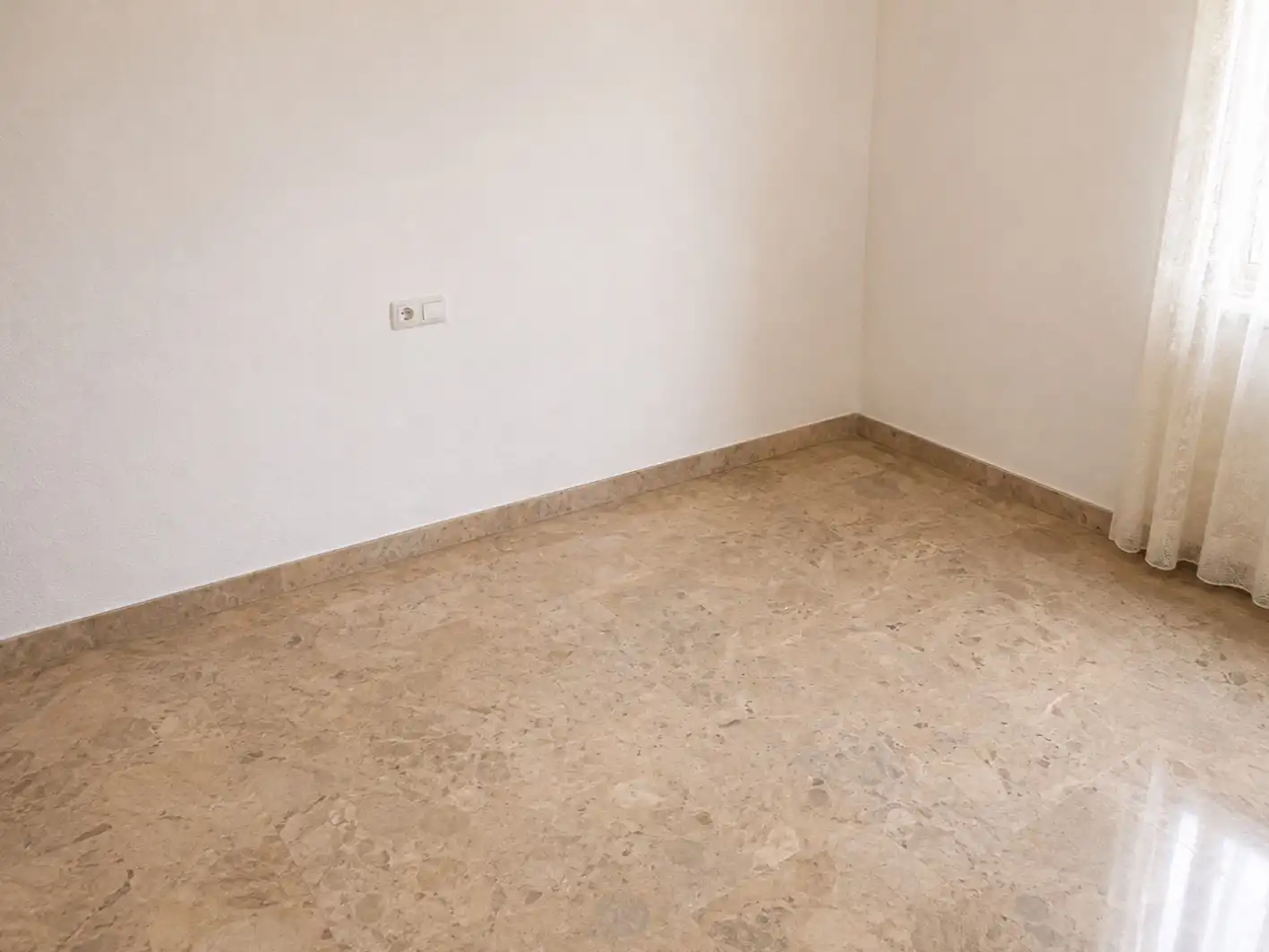 Piso en  Calle Isla Mallorca 2 - Foto 8