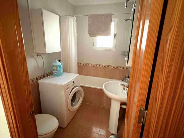 Chalet pareado en Calle Lagunas de Ruidera, 412, Zona Lago - Los Almendros - Foto 7