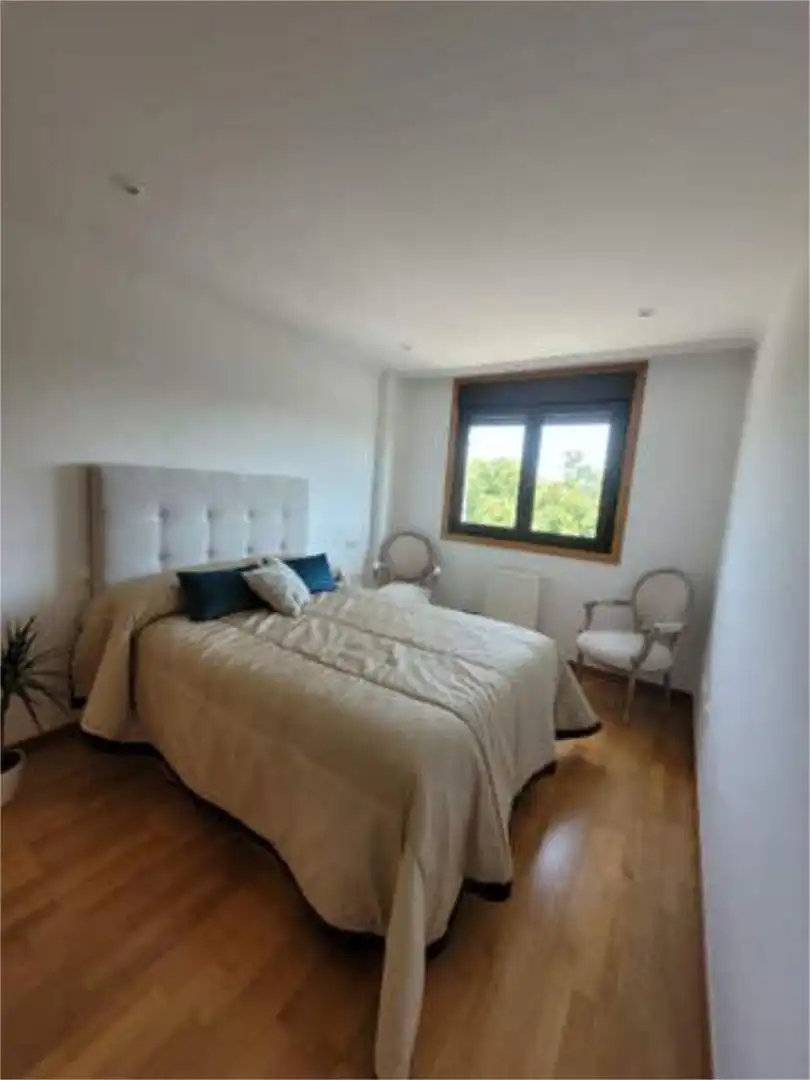 Piso en PONTEAREAS PISO IMPECABLE - Foto 6