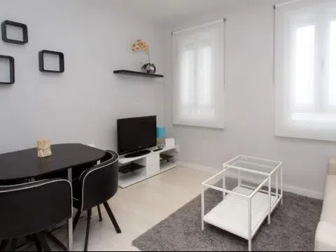 Piso en calle de Canarias, 53